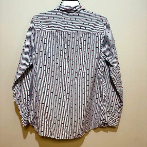 GAP women’s blue striped button down shirt with tiny pink bows - Picture 4 of 8